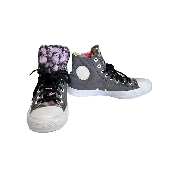 Converse | Shoes | Converse Chuck Taylor High Top Sneakers